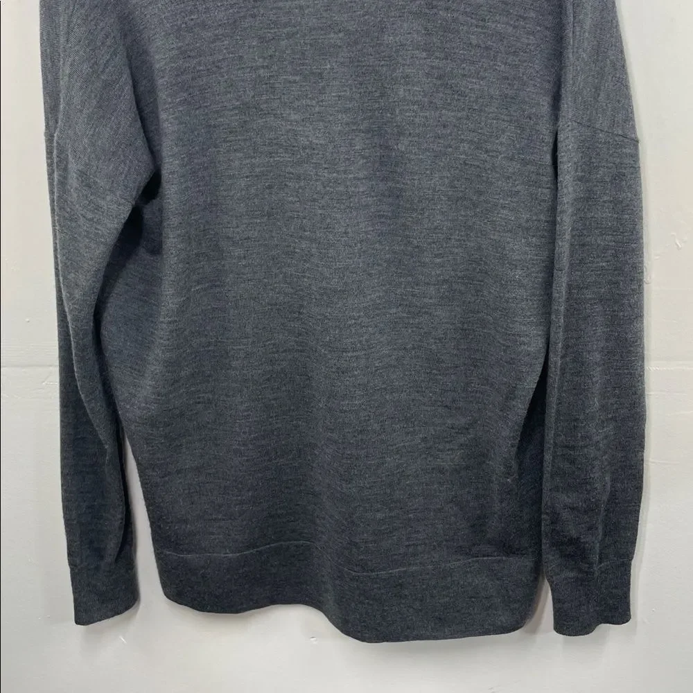 J. Crew Merino Wool Gray Tight Knit Long Sleeve Hi Lo V-Neck Sweater size XS Men